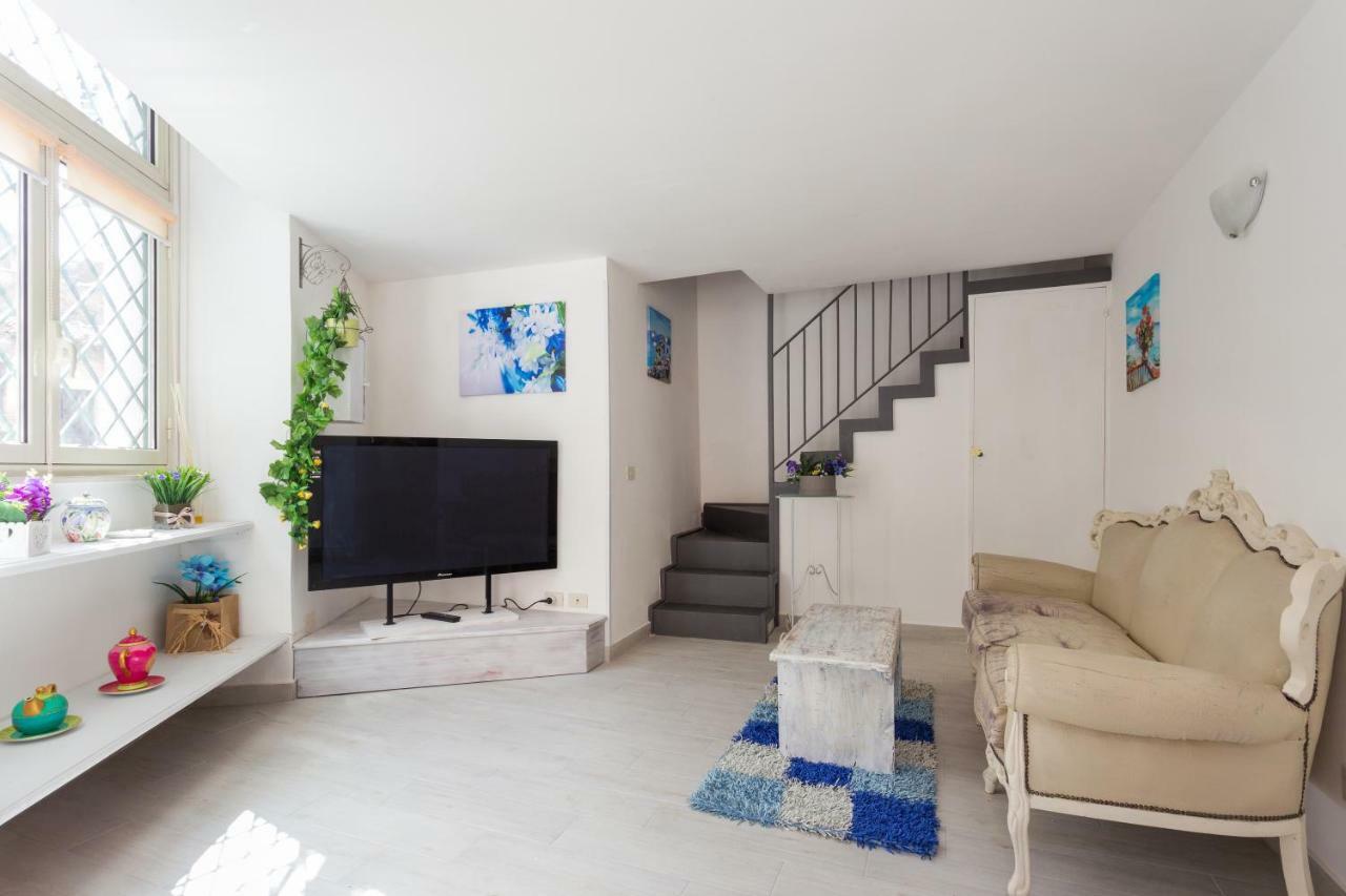 Casa Vacanze Di Gio カターニア エクステリア 写真